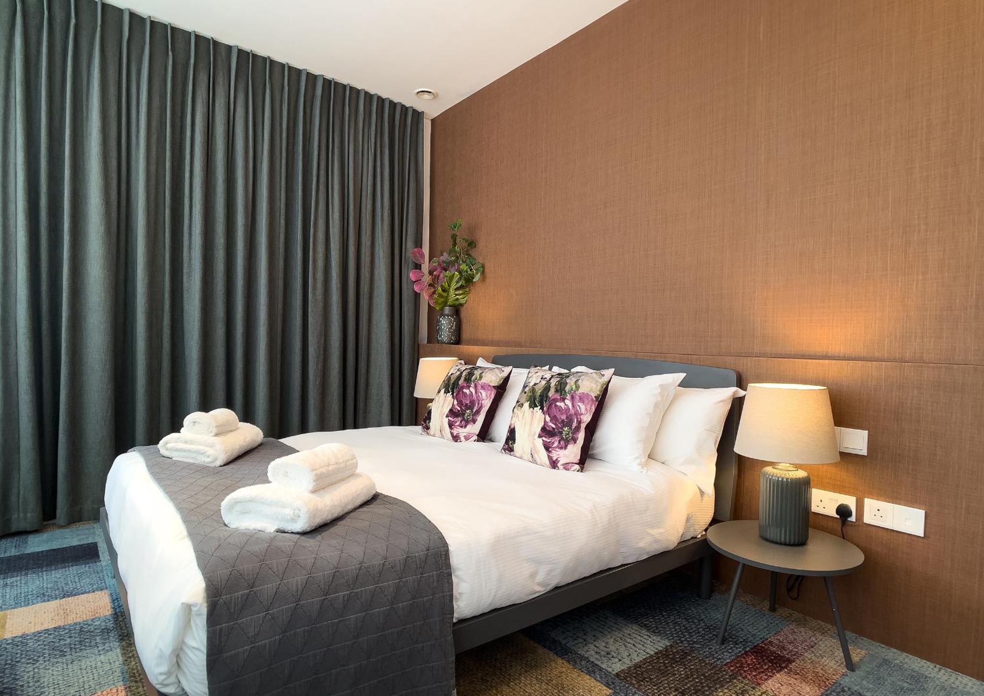 Mirabilis Apartments - Bayham Place Лондон Экстерьер фото